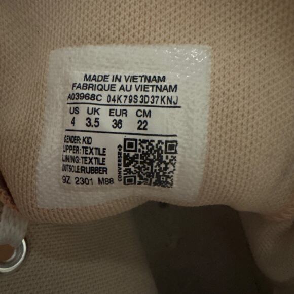 Converse Chuck Lugged Lift Hi Platform Sneaker Coral Canvas Kids Size 4 A03968C - Picture 8 of 8